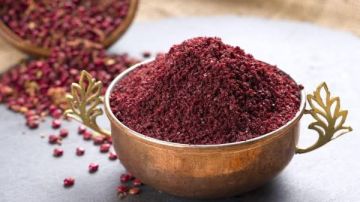 السماق .. كنز أحمر في مطبخك يعزز المناعة ويحمي القلب