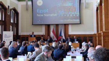 حسن الخطيب: فرص استثمارية متميزة أمام دوائر الأعمال التشيكية