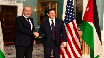 روبيو يلتقي الصفدي لبحث اتفاق ثلاثي مع دمشق وتعزيز التهدئة بسوريا وغزة