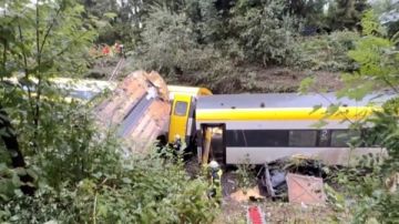 ألمانيا.. مصرع 4 أشخاص في حادث قطار ألمانيا.. مصرع 4 أشخاص في حادث قطار