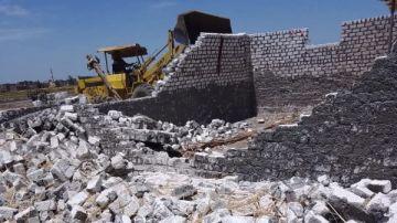 إزالة 8 حالات تعدي على الأراضي الزراعية بمركزي الزقازيق والحسينية