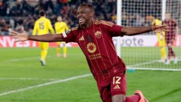 سعود عبد الحميد على أعتاب الانتقال إلى لانس الفرنسي سعود عبد الحميد على أعتاب الانتقال إلى لانس الفرنسي