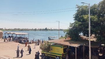 ومازال البحث جاريا.. جهود أمنية وشعبية لانتشال جثماني شابين غارقين في نيل قنا