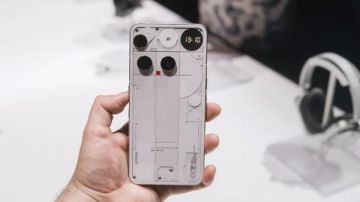 4 هواتف صدمت المستخدمين في بدايتها وأصبحت أيقونات تصميمية