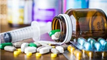 خوفا من وقوع المواطن فريسة.. شعبة الأدوية تطالب بزيادة الأسعار خوفا من وقوع المواطن فريسة.. شعبة الأدوية تطالب بزيادة الأسعار