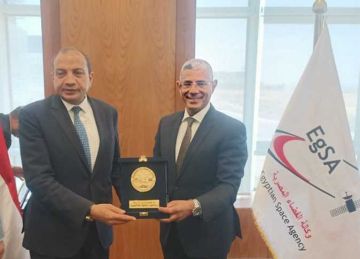 وكالة الفضاء المصرية تستقبل رئيس جامعة بني سويف لبحث سبل التعاون
