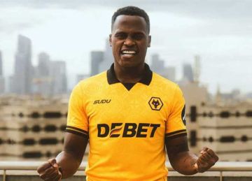 رسميا.. ولفرهامبتون يعلن التعاقد مع جون أرياس