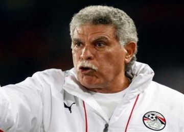  قصة كفاح وهتاف تاريخي وإنجاز إعجاز .. شوبير يستعرض تاريخ حسن شحاتة