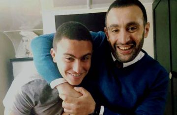 ياسين السقا لوالده: هتفضل سندي وضهري في الدنيا