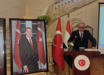 بحضور دبلوماسي وأدبي رفيع المستوى.. السفارة التركية بالقاهرة تحتفل بيوم الديمقراطية والوحدة الوطنية