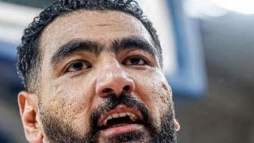 عبدالرحمن خالد أفضل لاعب في أولى مباريات منتخب مصر للسلة أمام قطر بالبطولة العربية عبدالرحمن خالد أفضل لاعب في أولى مباريات منتخب مصر للسلة أمام قطر بالبطولة العربية