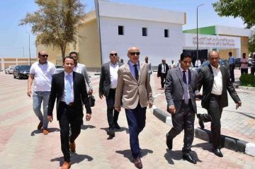 محافظ الأقصر يزور مستشفى الحميات ويشيد بالخدمات الطبية المقدمة