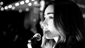 هنا الزاهد تخطف الأنظار بأحدث ظهور لها هنا الزاهد تخطف الأنظار بأحدث ظهور لها