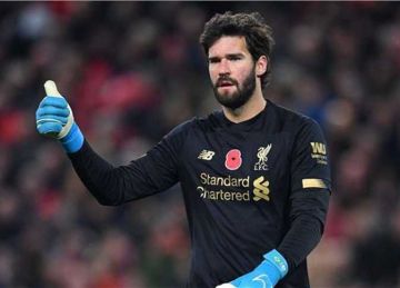 أليسون بيكر يكشف سبب غيابه عن جنازة جوتا أليسون بيكر يكشف سبب غيابه عن جنازة جوتا