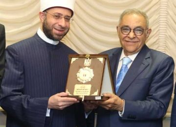 وزير الأوقاف يبحث مع رئيس الوطني للتدريب والتعليم دعم تأهيل الأئمة (صور)