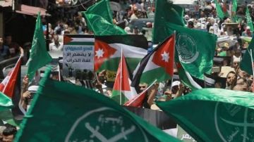 إحباط محاولة تهريب وثائق مرتبطة بالإخوان المحظورة في الأردن