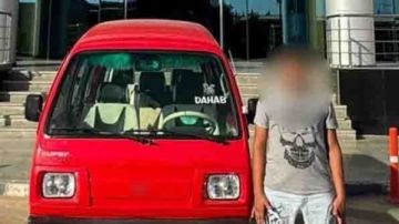 عرض حياة المواطنين للخطر.. صاحب فيديو سيارة الطريق السياحى يواجه هذه العقوبة عرض حياة المواطنين للخطر.. صاحب فيديو سيارة الطريق السياحى يواجه هذه العقوبة