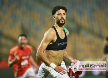 أيمن عبدالعزيز لـ الأهلي: «متدوش اللعيبة أكبر من حجمها.. وسام أبوعلي مكنش حد يعرفه» أيمن عبدالعزيز لـ الأهلي: «متدوش اللعيبة أكبر من حجمها.. وسام أبوعلي مكنش حد يعرفه»