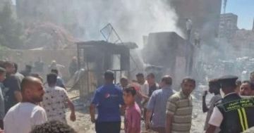 إخماد حريق اشتعل بكشك فى شارع فيصل