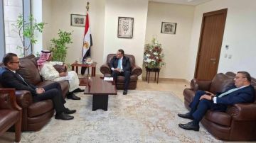 مصر والسعودية تبحثان تعزيز التعاون الاقتصادي وزيادة الاستثمارات والتبادل التجاري مصر والسعودية تبحثان تعزيز التعاون الاقتصادي وزيادة الاستثمارات والتبادل التجاري