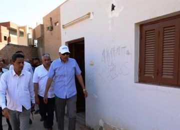  للقضاء على الضوضاء .. محافظ أسوان يتفقد الموقع المقترح للحملة الميكانيكية