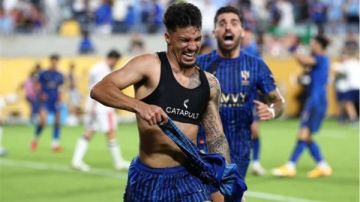 ماركوس ليوناردو يكشف كواليس تجربته مع الهلال: جيسوس مزعج.. ونيمار أرسل لي رسالة قبل التوقيع ماركوس ليوناردو يكشف كواليس تجربته مع الهلال: جيسوس مزعج.. ونيمار أرسل لي رسالة قبل التوقيع
