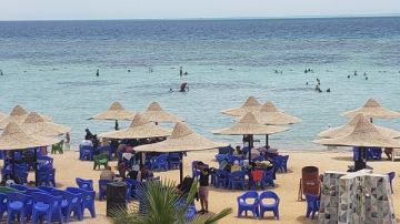 3500 سائح يصلون إلى مطار مرسى علم على متن 19 رحلة دولية 3500 سائح يصلون إلى مطار مرسى علم على متن 19 رحلة دولية