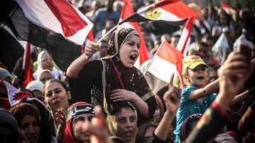 برلمانية: ثورة 30 يونيو كانت لحظة فاصلة أعادت لمصر وجهها الوطني برلمانية: ثورة 30 يونيو كانت لحظة فاصلة أعادت لمصر وجهها الوطني