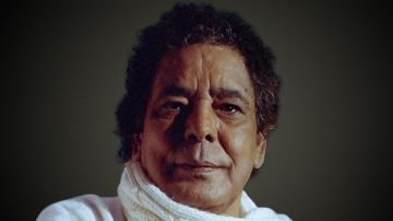 محمد منير يحيي حفلا في مهرجان العلمين الجديدة خلال أغسطس