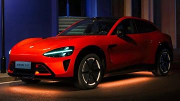 قائمة انتظار لمدة 60 يوما جعلت سيارة شاومي منجما ذهبيا