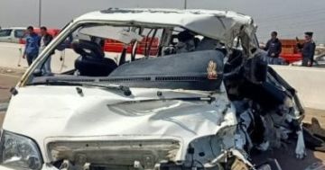 مصرع شخصين وإصابة 15 آخرين في حادث انقلاب سيارتين بالشرقية