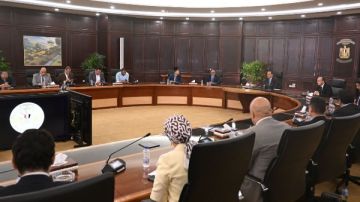 موعد تشغيل أول مفاعل.. رئيس الوزراء يستعرض مستجدات قطاع الطاقة والذهب ويتفقد محطة الضبعة النووية