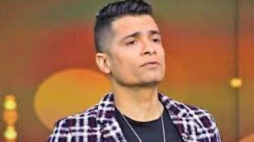 هتوحشني قوي.. حسن شاكوش ينعي أحمد عامر ويطلب الدعاء له