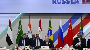 خبير اقتصادي: التعاون مع بريكس يوفر القمح والوقود ويقلل الضغط على الموازنة