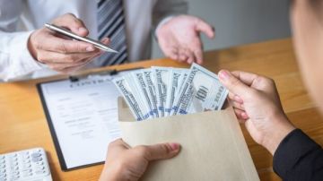 هل يستحق البائع العربون إذا لم يتم البيع؟.. الإفتاء تجيب