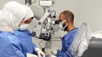 إجراء21 جراحة إزالة مياه بيضاء وتركيب عدسات بديلة بمستشفى نجع حمادي العام