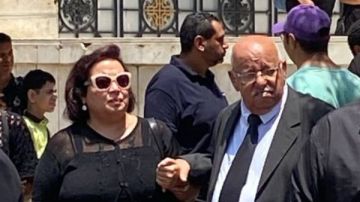 الحزن يسيطر على شقيق الفنان لطفي لبيب.. صور