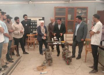 روبوت ذكاء اصطناعي لمعالجة الآفات الزراعية أحد ابتكارات طلاب قسم الميكانيكا بهندسة بنها (صور) روبوت ذكاء اصطناعي لمعالجة الآفات الزراعية أحد ابتكارات طلاب قسم الميكانيكا بهندسة بنها (صور)