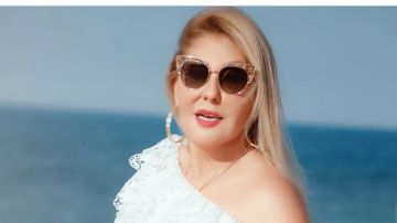 شاهد.. نادية الجندي في إطلالة شبابية على الشاطئ شاهد.. نادية الجندي في إطلالة شبابية على الشاطئ