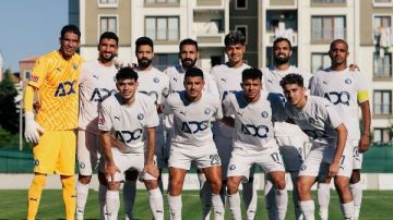 ضربة موجعة لـ بيراميدز خلال مباراته أمام باندرما سبور التركي