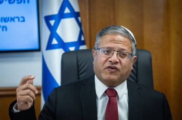 بن جفير يهاجم نتنياهو: أرسلوا القنابل لغزة لا المساعدات بن جفير يهاجم نتنياهو: أرسلوا القنابل لغزة لا المساعدات