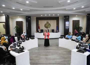 قومي المرأة بأسوان ينظم ندوات توعوية لتشجيع السيدات على المشاركة في الانتخابات