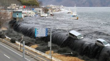 أمواج تسونامي تضرب كامتشاتكا بارتفاع يصل إلى 15 مترا تفاصيل