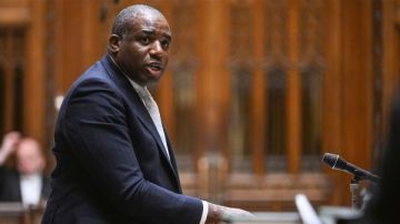 بريطانيا: وقف إطلاق النار بشكل دائم الحل الأفضل للأزمة الإنسانية في قطاع غزة