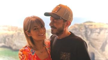 أحمد زاهر يهنئ زوجته بعيد ميلادها برسالة رومانسية أحمد زاهر يهنئ زوجته بعيد ميلادها برسالة رومانسية