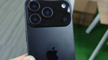 بأكبر سعة بطارية.. إليك أهم مواصفات هاتف آيفون 17 برو ماكس