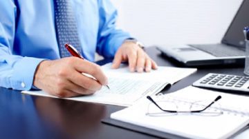 حكم قضائي تاريخي في بكين.. تعويض موظف عن تدريبات خارج ساعات العمل