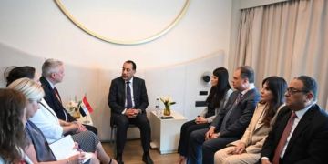 على هامش مؤتمر الأمم المتحدة لتمويل التنمية.. رئيس الوزراء يلتقي الأمين العام لمنظمة التعاون الاقتصادي والتنمية