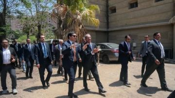 وزيرا الثقافة والاتصالات يتفقدان متحف الأمير وحيد سليم لبحث الشراكة في مشروع تطوير ورفع كفاءة المتحف وزيرا الثقافة والاتصالات يتفقدان متحف الأمير وحيد سليم لبحث الشراكة في مشروع تطوير ورفع كفاءة المتحف