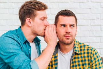 الناس بيقولوا.. أستاذ بالأزهر يحذر من جملة قد تمنع دخولك الجنة